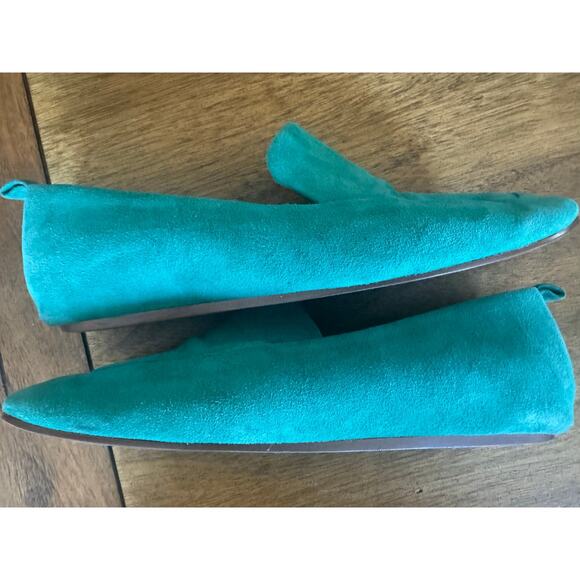 Banana Republic Green Suede Flats Women’s Size 8½ Slip-Ons - Picture 2 of 9